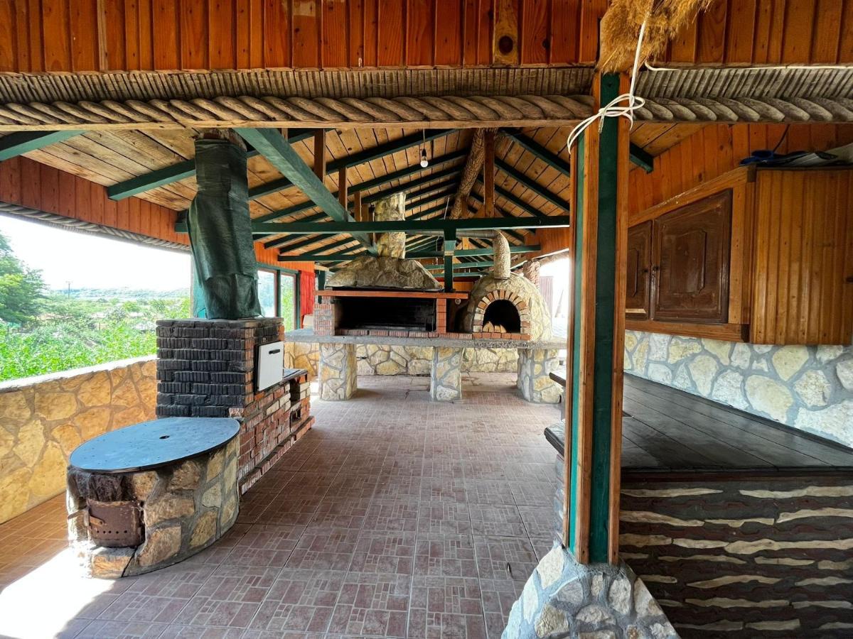 La Conac Hotel Nufaru Buitenkant foto